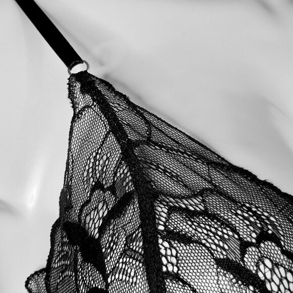 COMMANDO LOVE BRALETTE - Picture 4 of 6